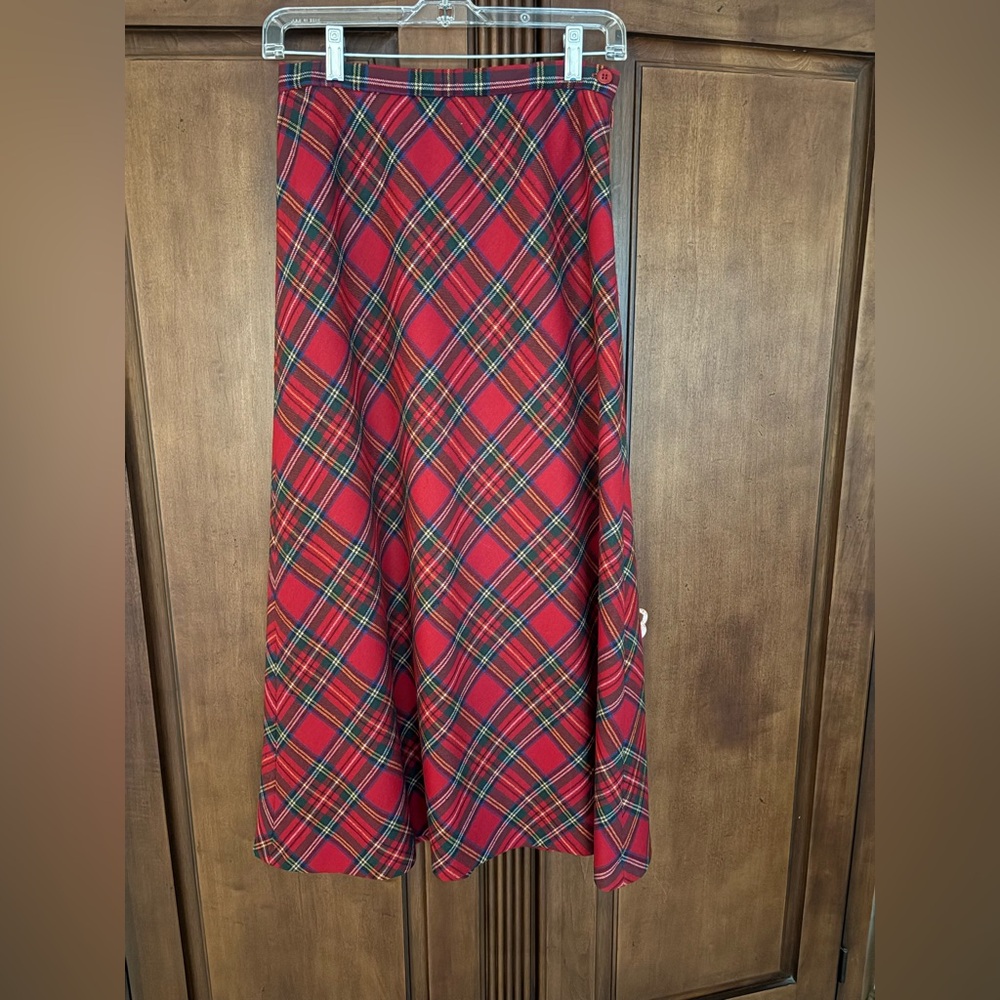 ROYAL STEWART SKIRT, FULLY LINED, SIZE 4, NWT, KGR BRAND, WOOL